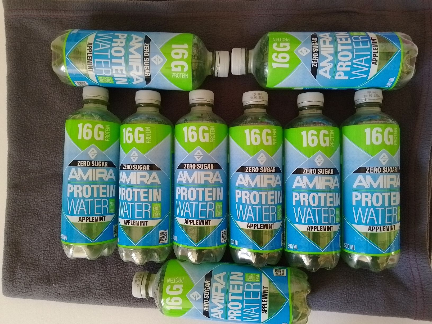 Aliments & Spécialités: Amira Protein-Wasser – Neuf avec emballage d'origine à Eglisau par sch_m6rw
