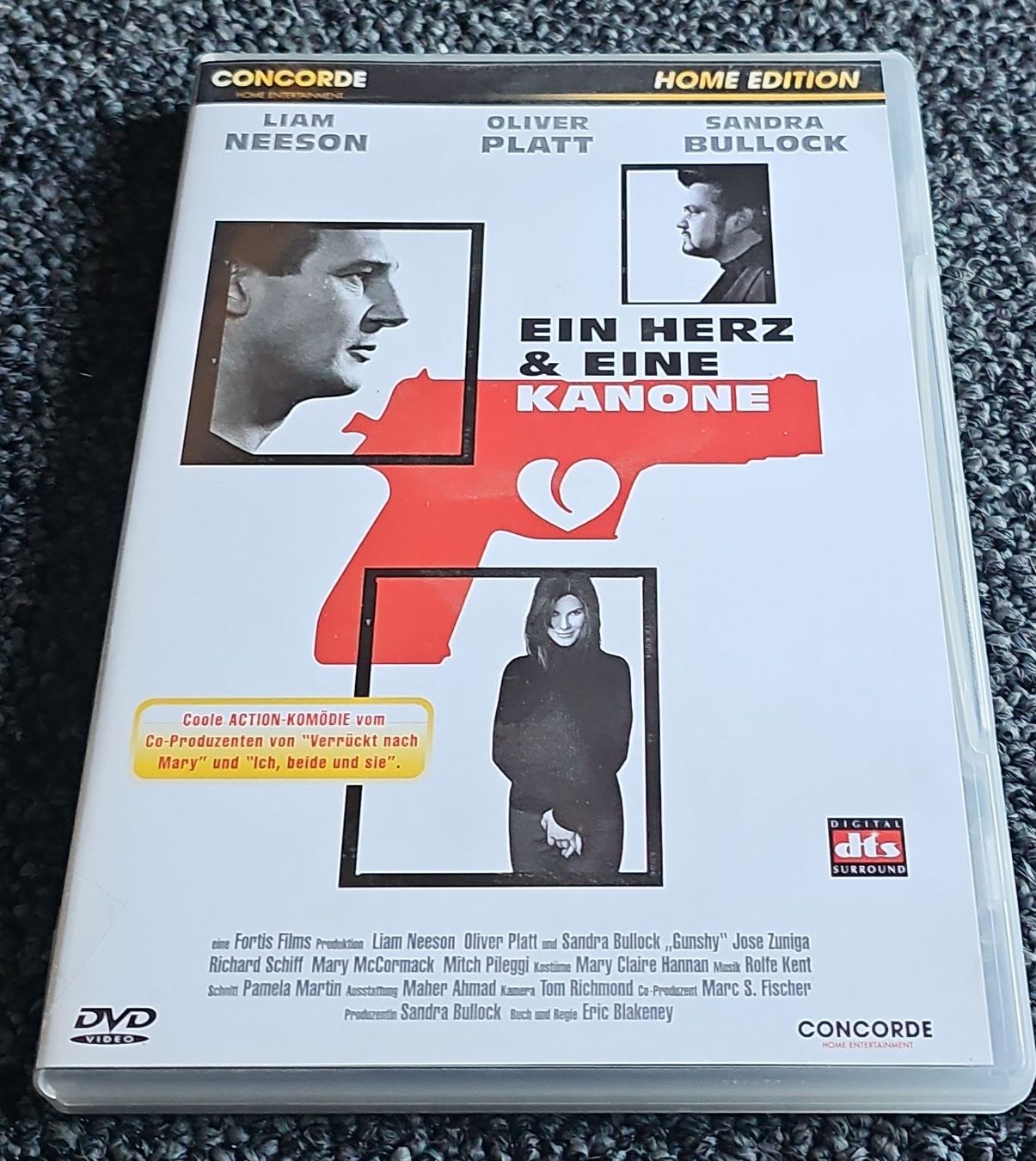 Tutti i DVDs: DVD Ein Herz und eine Kanone(22751) – Usato da Ruswil venduto da jan_bxl5