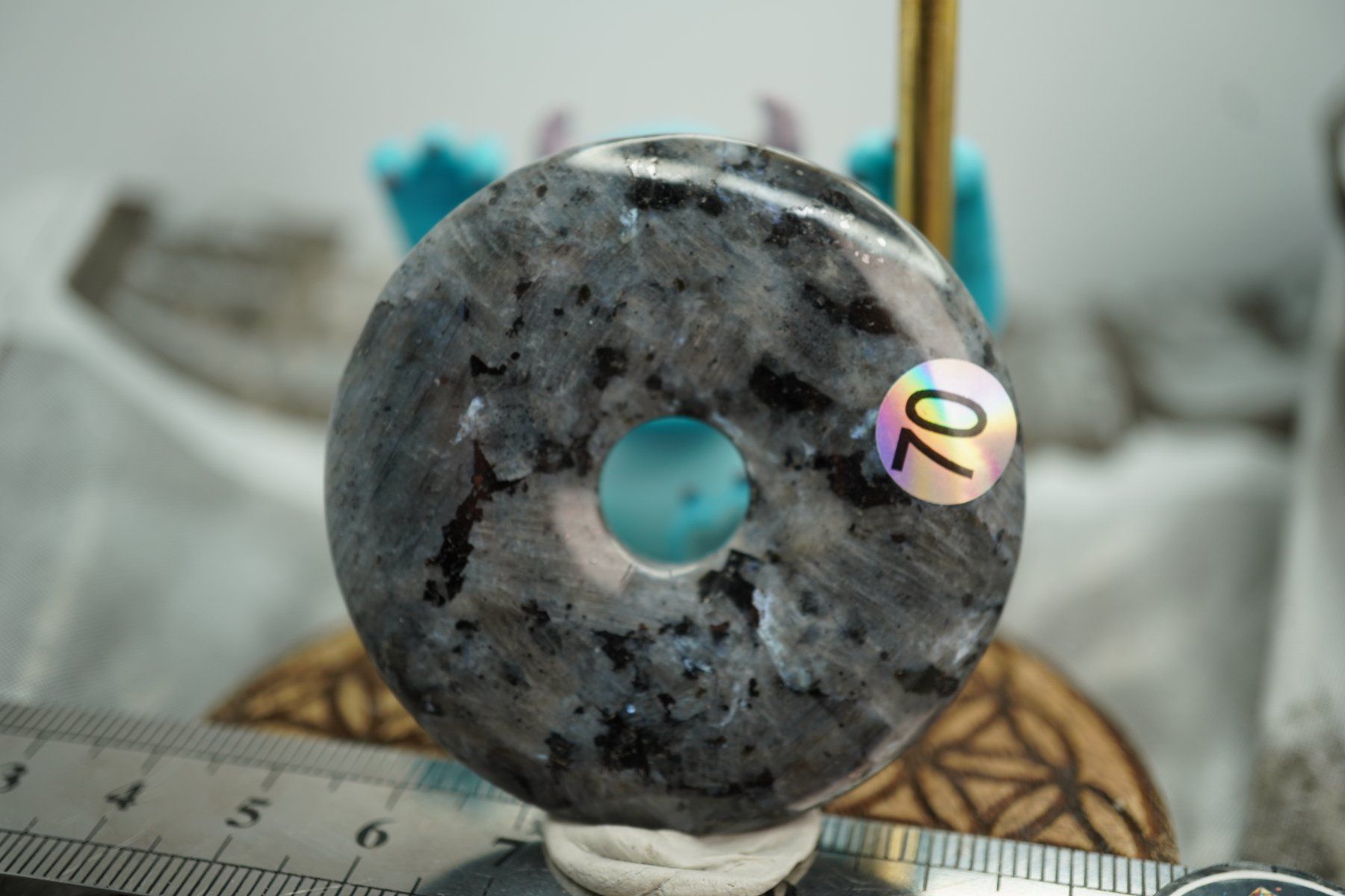 Minerali & Pietre curative: Lavrakit  Pi Scheibe  ca 50mm   ab  1.-     Räumung – Nuovo e nell'imballaggio originale da Eschenbach SG venduto da topstone 1
