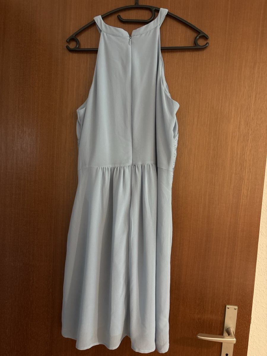 Vila Robes: Vila Kleid hellblau Grösse 38  – D'occasion à Rünenberg par ZwergLi100 4
