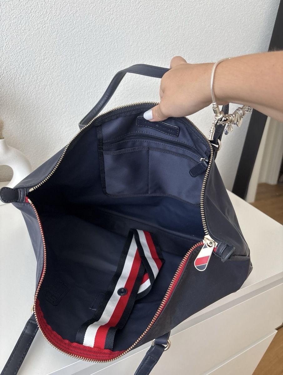 Tommy Hilfiger Taschen für Damen: TOMMY HILFIGER TASCHE – Neu (gemäss Beschreibung) aus Lengwil von lin_vt8r 1