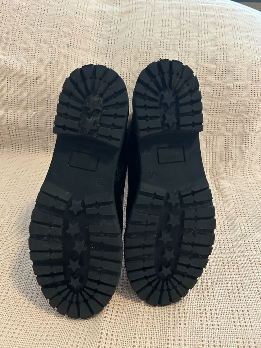Scarpe da donna: Leder Schnürstiefel Schwarz Gr. 39 , Top  – Nuovo (secondo la descrizione) da Zürich venduto da robbii13 4