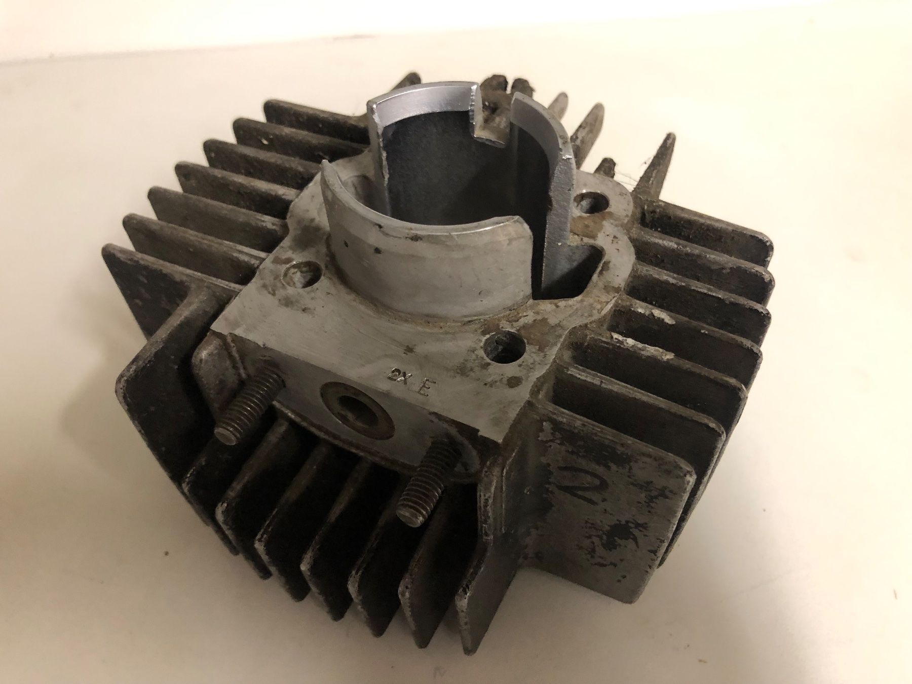 Puch Parti ricambio per ciclomotori: Puch Maxi E50 Zylinder 38mm – Usato da Steffisburg venduto da FlorianJohner