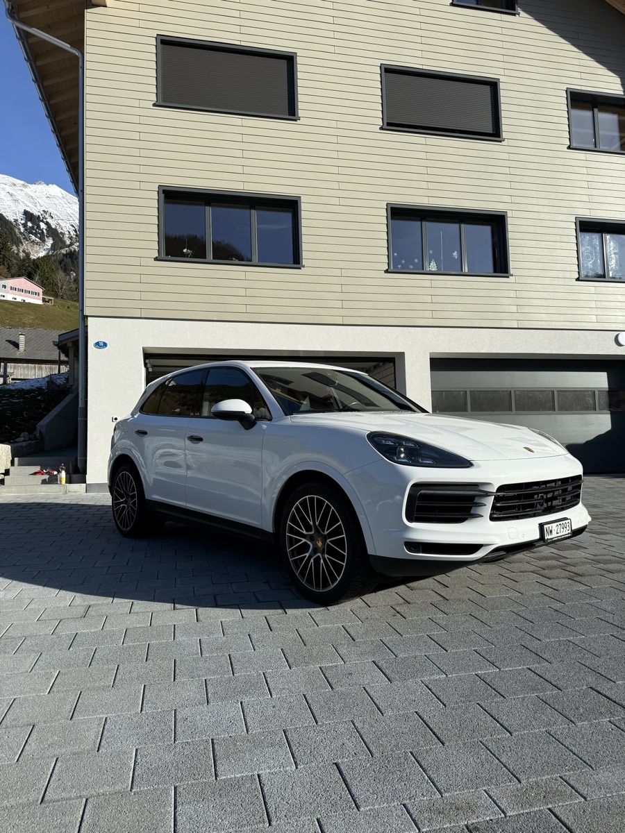 Porsche Automobili: Porsche Cayenne – Usato da Oberrickenbach venduto da tim_stq6