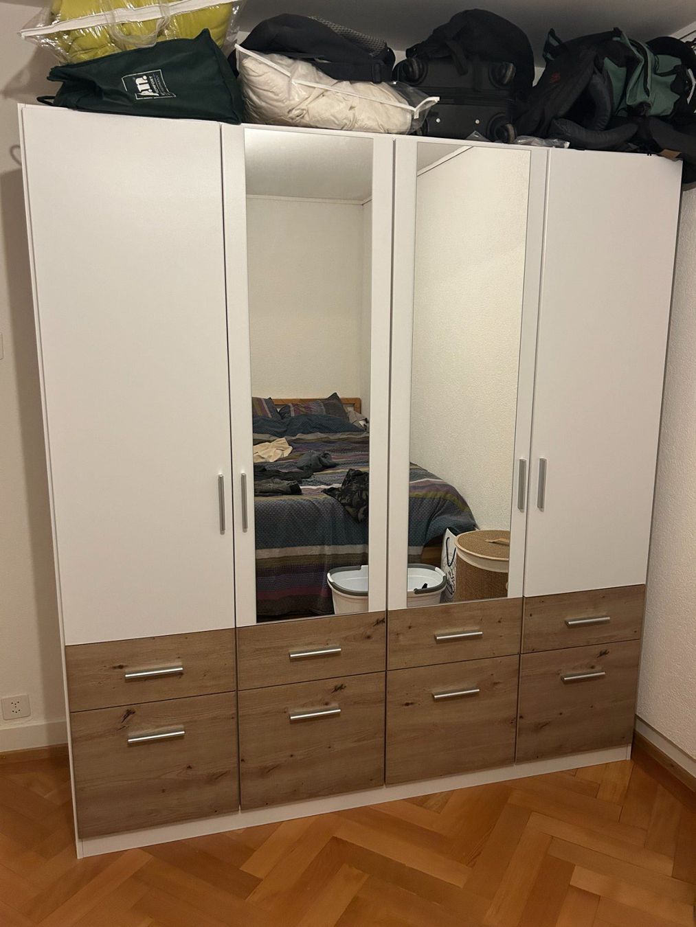 Conforama Armadi: Armoires 4 portes + lit 2 places – Nuovo (secondo la descrizione) da Paudex venduto da ale_w7nt