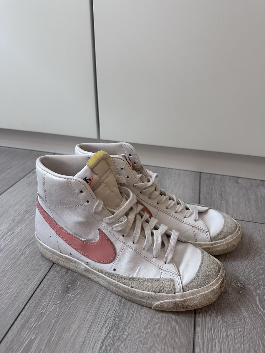 Scarpe da donna: Nike Blazer Mid Grösse 39 gebraucht – Usato da Zürich venduto da mar_5mvd
