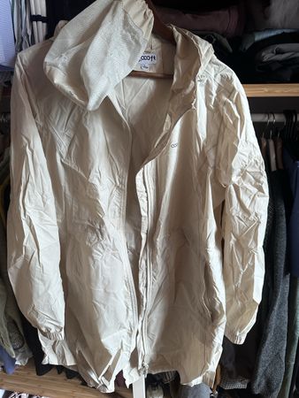 Regenjacke Gr. L, Beige Zusammenfaltbar