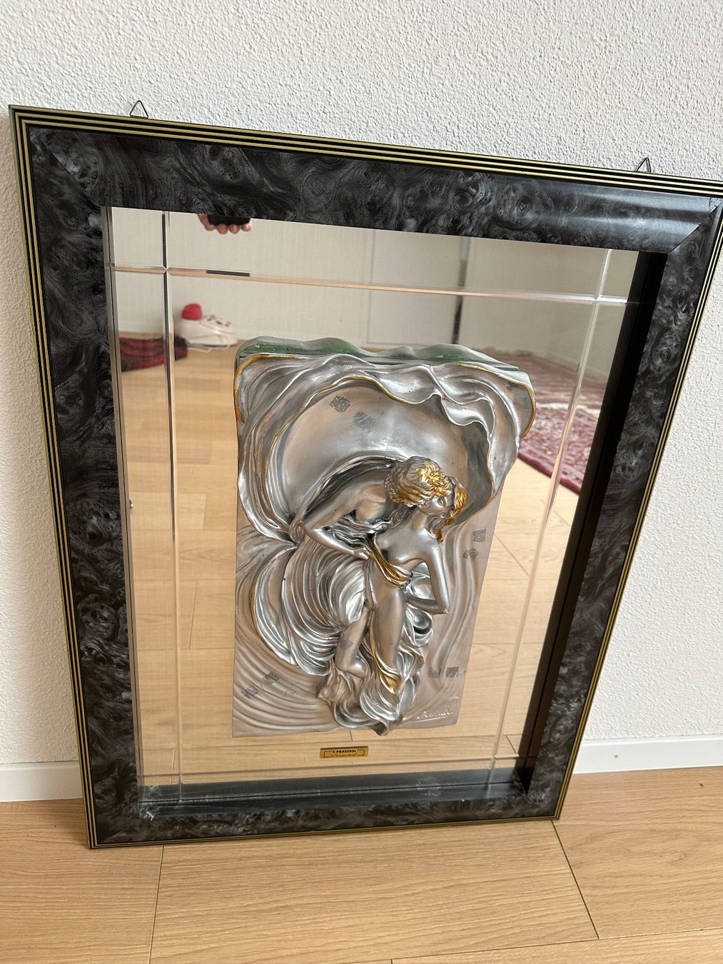 Foto & Immagini: Schönes Bild / Plastik auf Spiegelhintergrund – Usato da Wallisellen venduto da funnydance 2