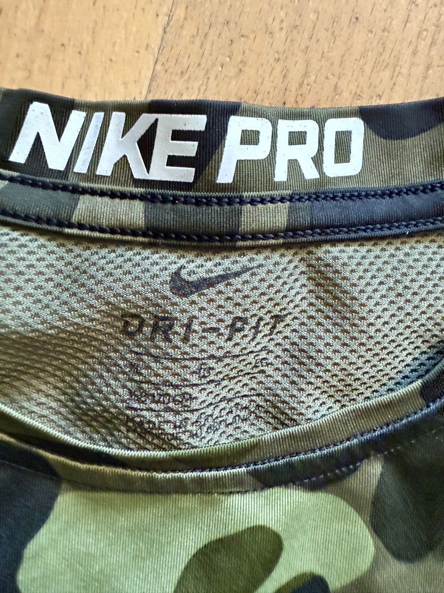 Nike Scarpe, pantaloni & magliette da ginnastica: Nike Dri Fit 158-170 – Usato da Winterthur venduto da BB1974 1