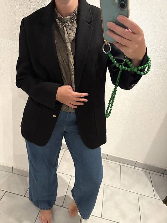 Jacken: Massimo Dutti Blazer Oversized Grösse S/M – Gebraucht aus Unterägeri von mar_96hk 2
