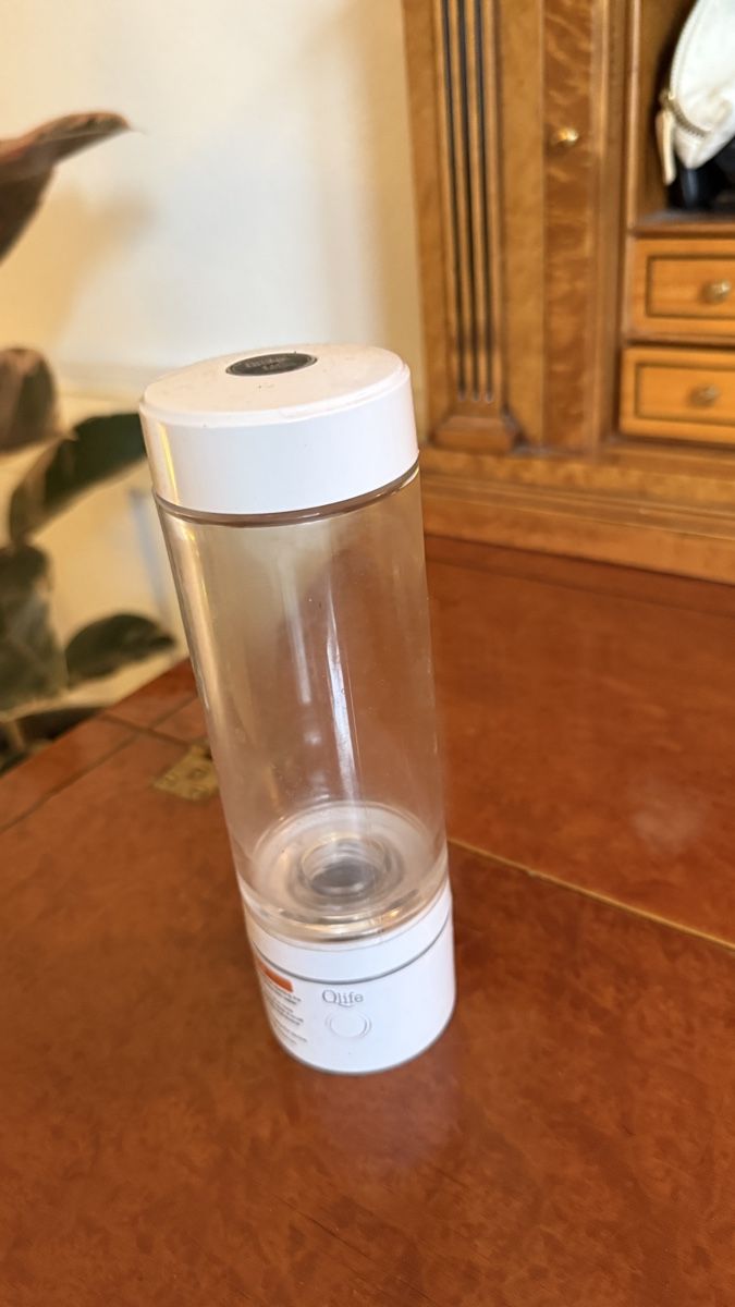 Elettrodomestici da cucina: Qlife Hydrogen Water Bottle Generator – Nuovo (secondo la descrizione) da Zürich venduto da NorinaAurora