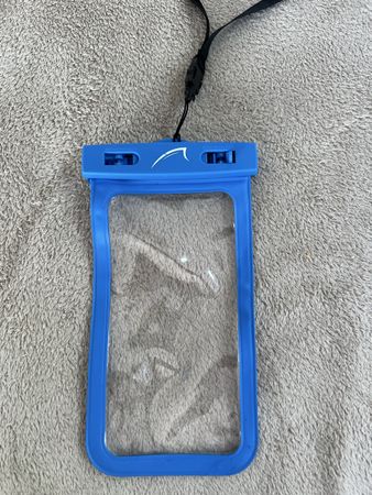 Blaue Strandtasche für Smartphone, ideal für den Sommer! 