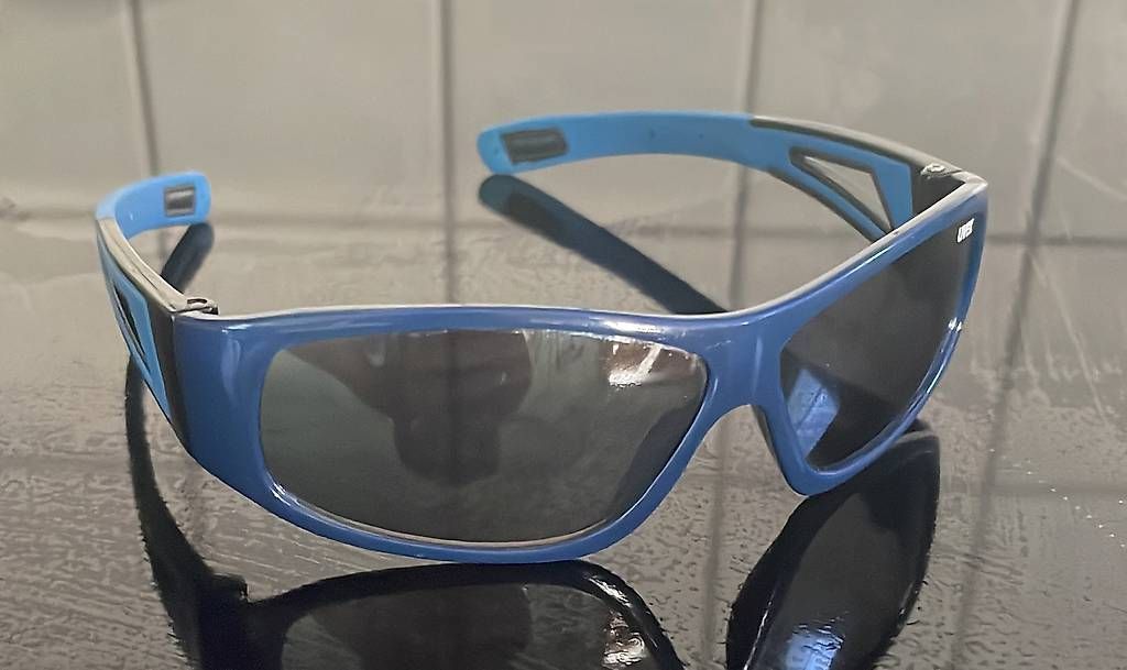 Uvex Occhiali & Lenti: Sport- Sonnenbrille – Usato da Schwellbrunn venduto da N_adine-92