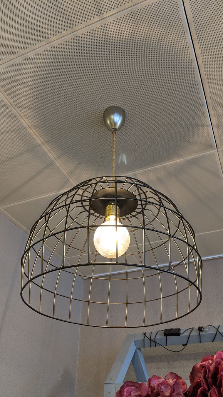 Lampes: Drahtkorb Lampe – D'occasion à Rüti ZH par kunstreich_8630