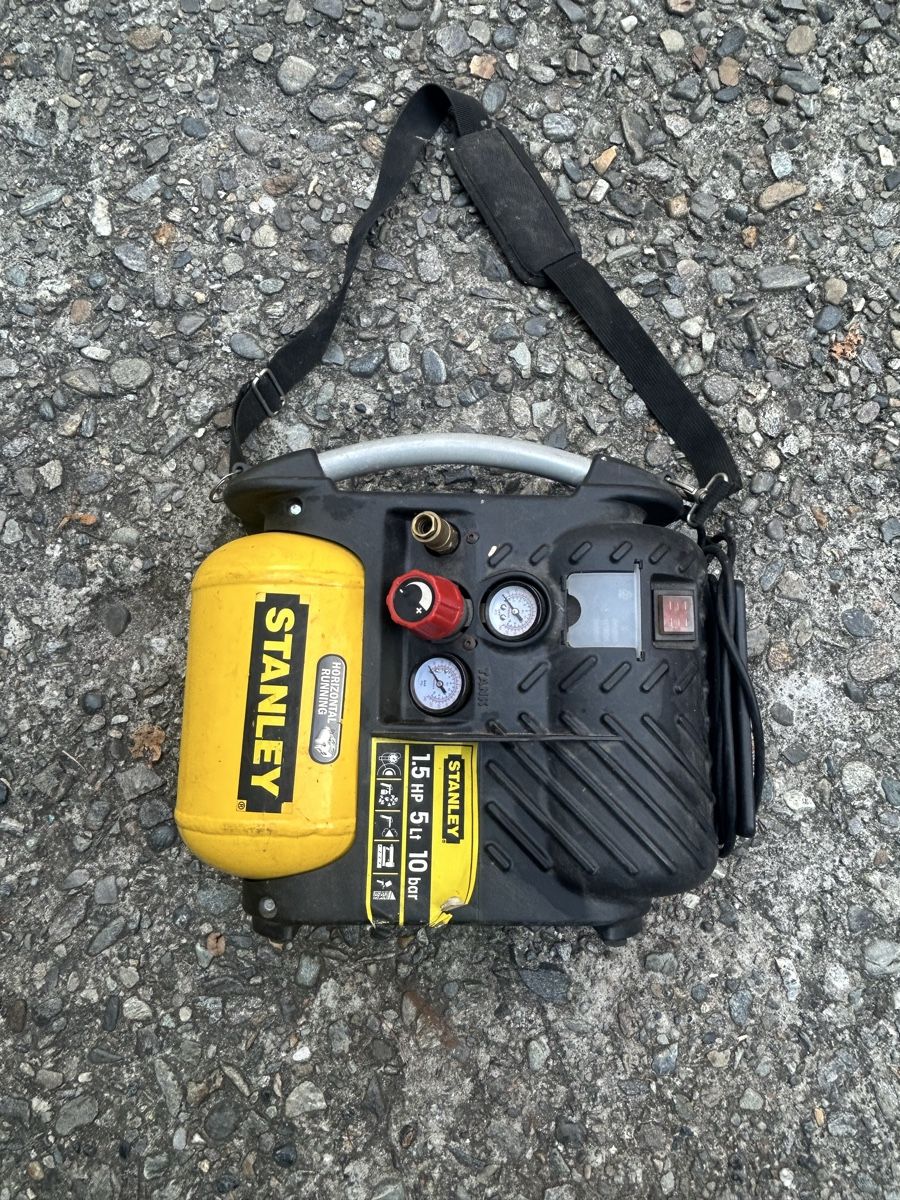Stanley Compresseurs: Compressore portatile Stanley 5L  – D'occasion à Sonvico par ale_z6bk 1