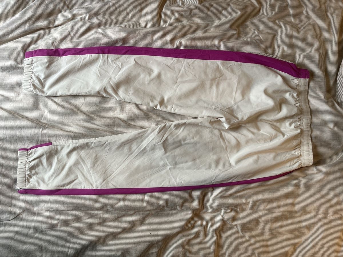 Lacoste Pantaloni: Lacoste Tracking pants – Usato da Lausanne venduto da Idontlikemalik 1