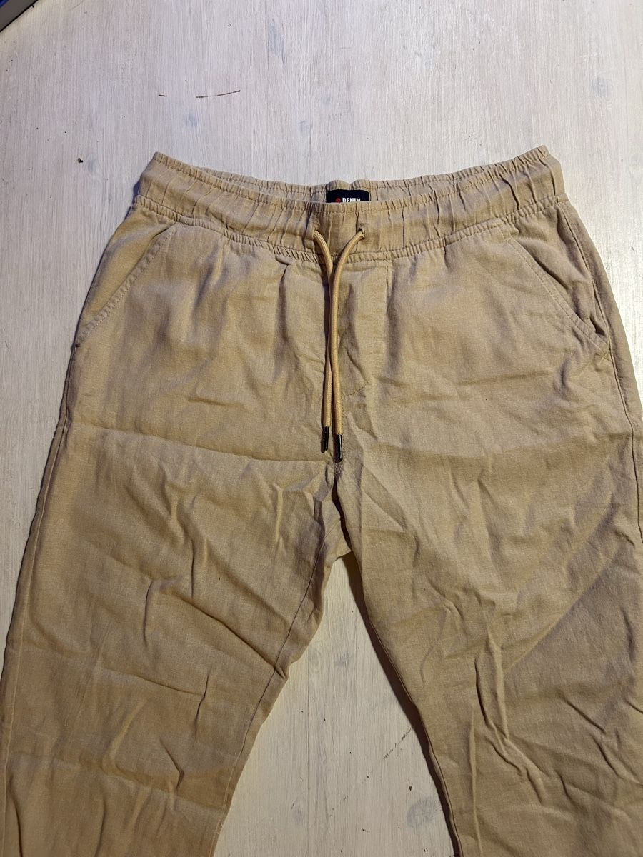 Pantalons: Leinenhose beige Gr. M – D'occasion à Riedholz par karinadam 1