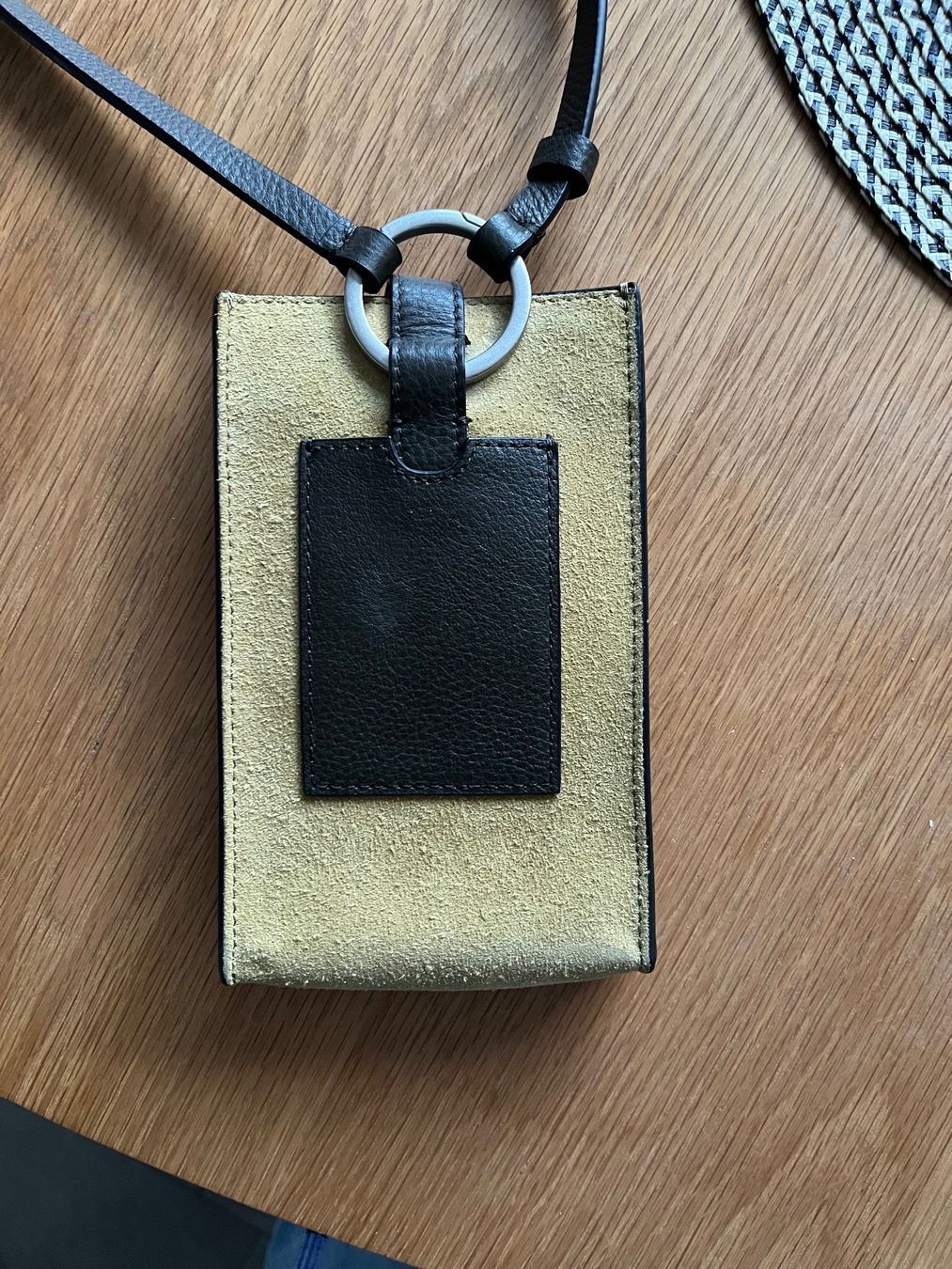 Liebeskind Sacs femmes: Liebeskind Handytasche gebraucht – D'occasion à Möhlin par Bewe67 1