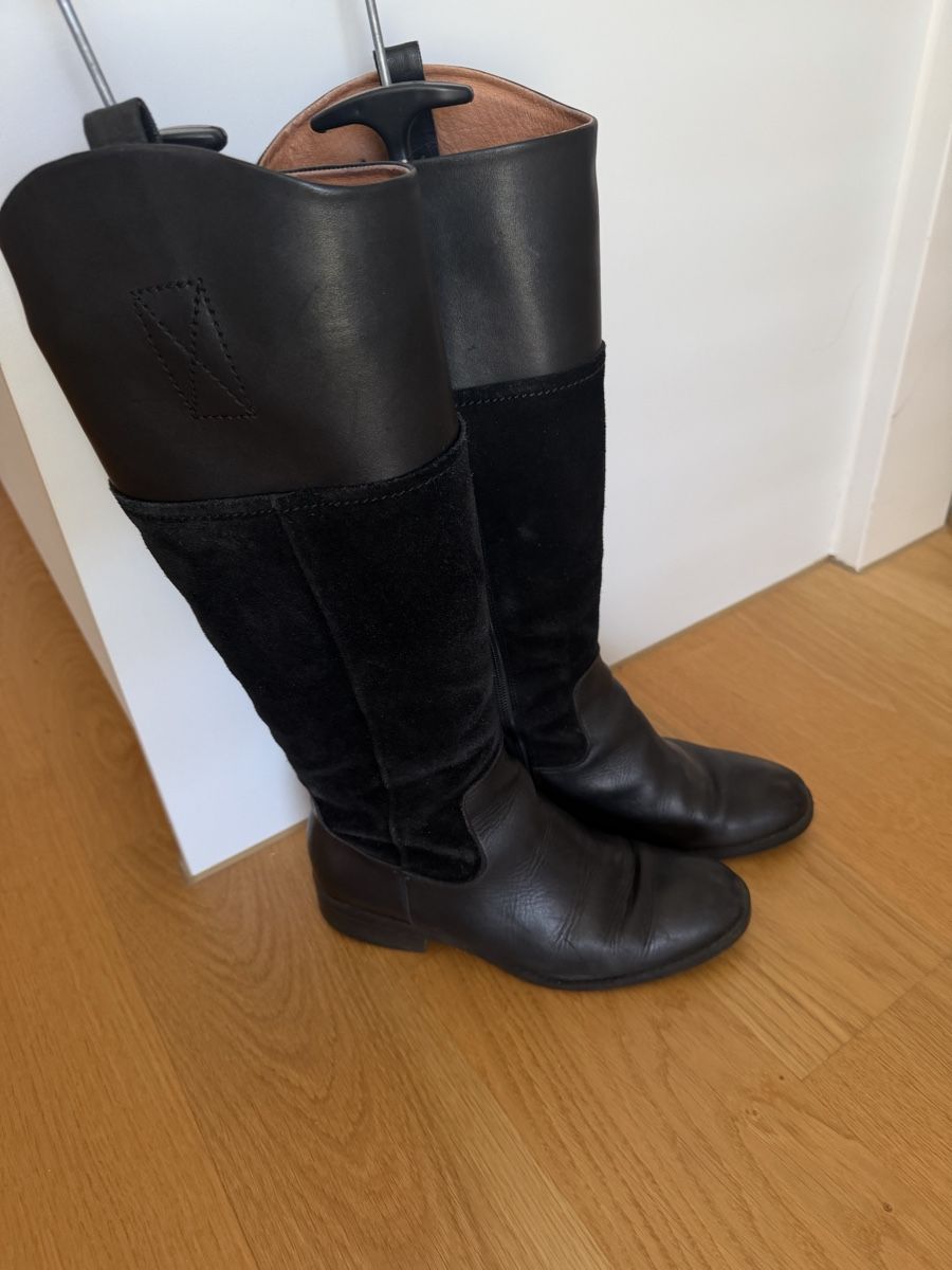 Scarpe da donna: Stiefel Damen Schwarz Leder Grösse 37 – Usato da Eglisau venduto da S.S.K.