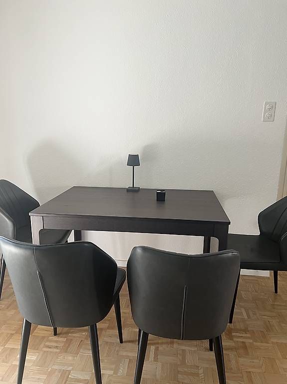 Sedie: Stühle und Tisch Set – Usato da St. Gallen venduto da Jannick_ 1