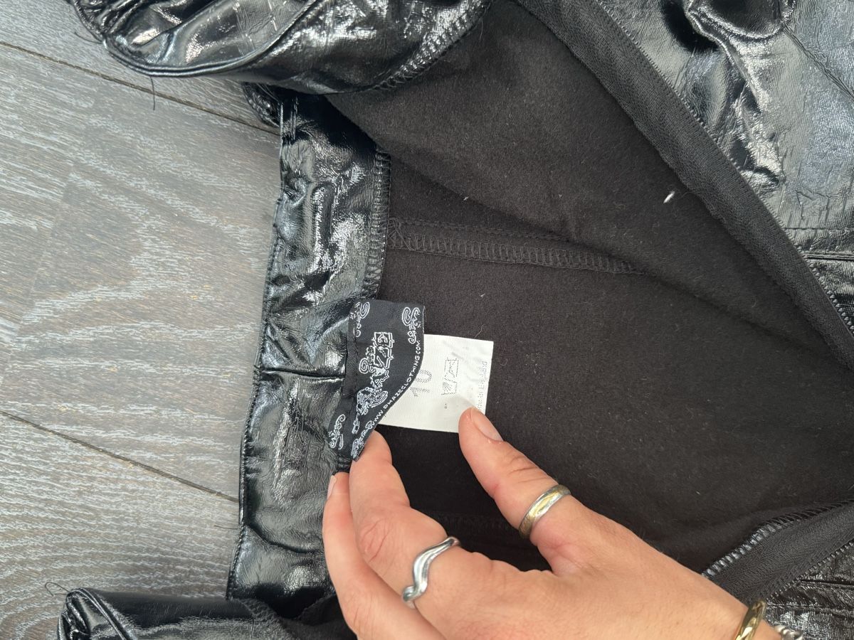 Top: Damen Oberteil latex Rüschen Grösse M – Usato da St. Gallen venduto da bea_9qzt 1