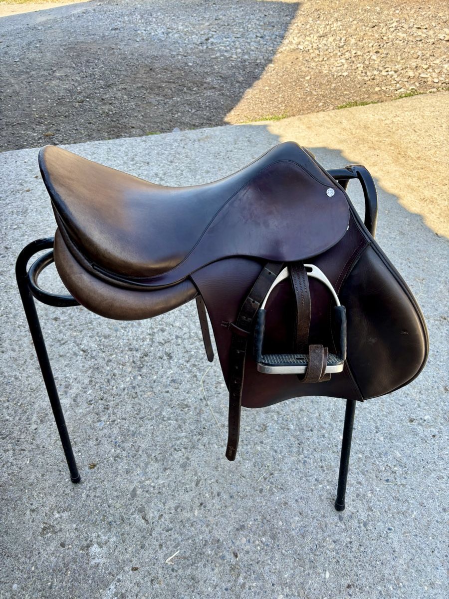 Selle & Accessori: Röösli Vielseitigkeitssattel – Nuovo (secondo la descrizione) da Emmenbrücke venduto da Thomi001 2
