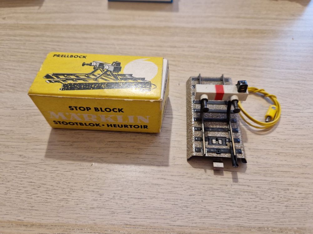 Märklin 7191 Prellbock H0 (2) (Gebraucht) in St-Aubin-Sauges für CHF 7 ...
