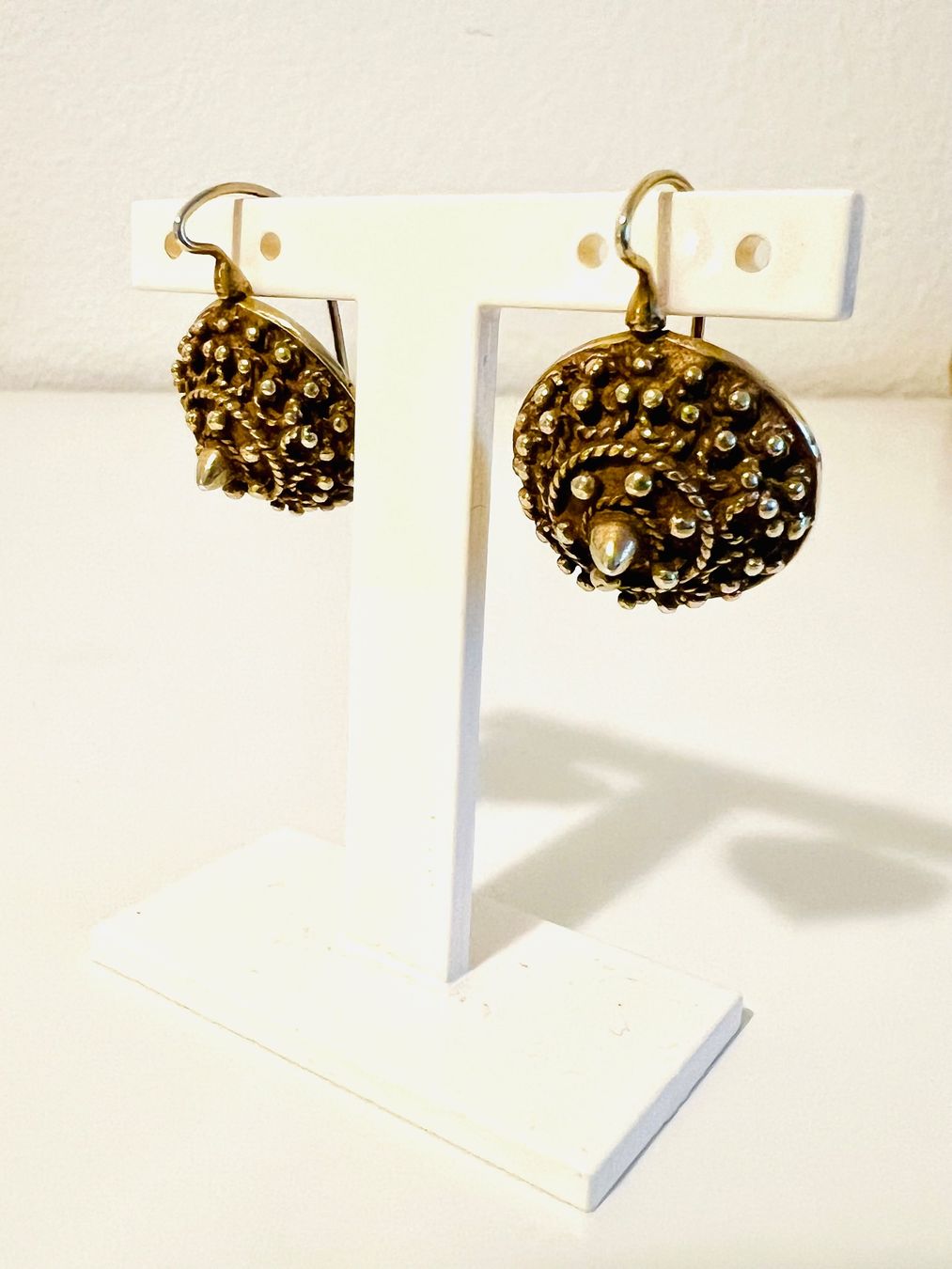 Orecchini pendenti & Orecchini a lobo: Etruscan Gold Plated Silver Earrings – Usato da Rüschlikon venduto da topswissvintage 1