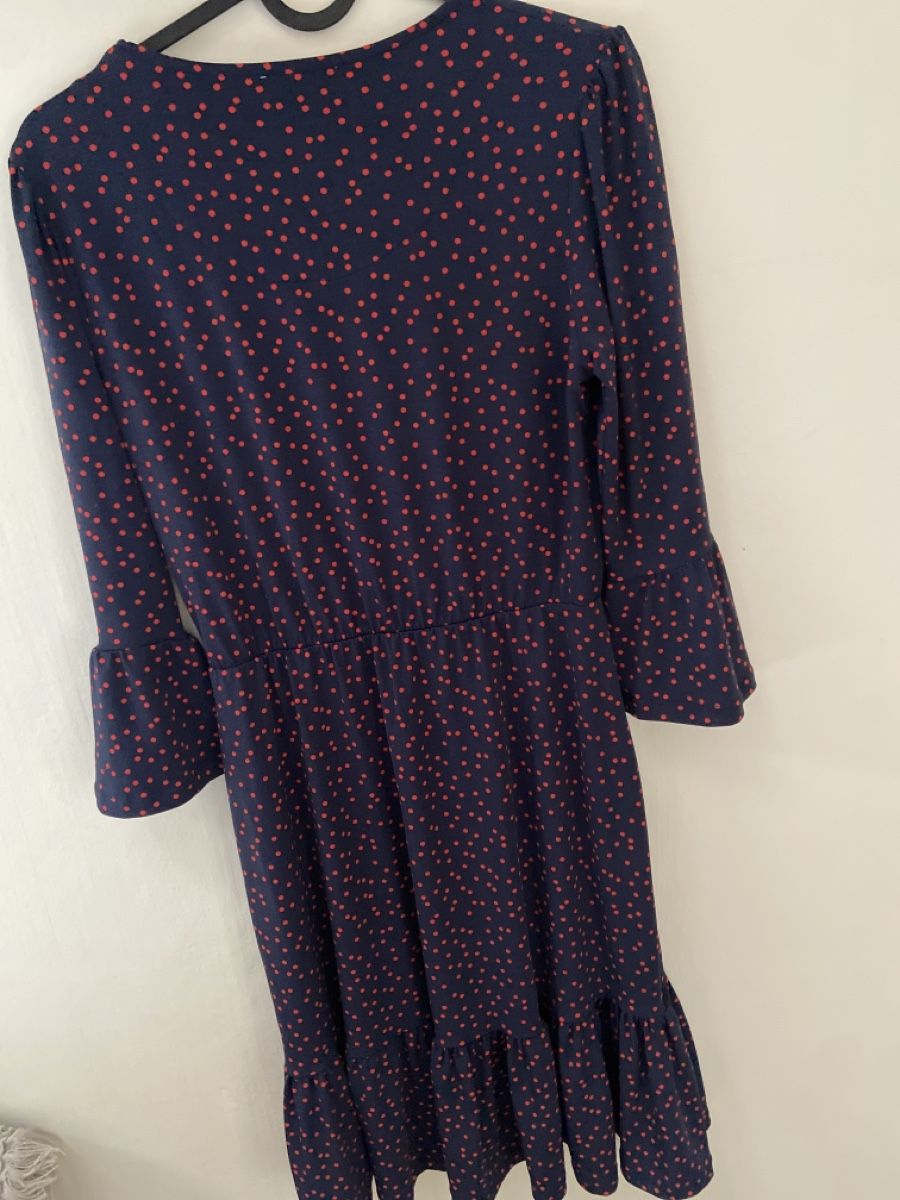 Kleider: Gepunktetes Kleid in XS – Gebraucht aus Winterthur von mal_8f2x 1
