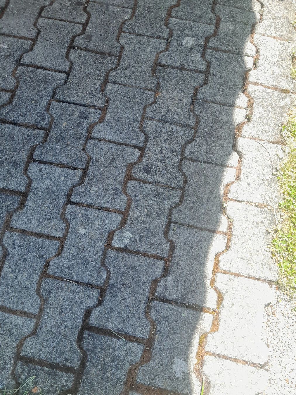 Rivestimenti per pavimenti: 9.15m2 Verbundsteine – Usato da Bözen venduto da Xiland 1
