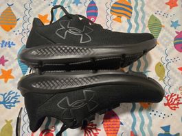 Under Armour Charged Pursuit 3 – Grösse 42,5 – Wie neu