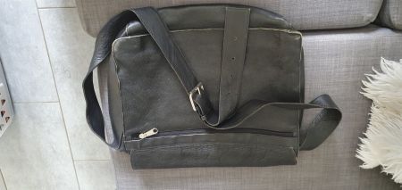 Vintage Leder tasche. echt leder.original helvetas. 20j
