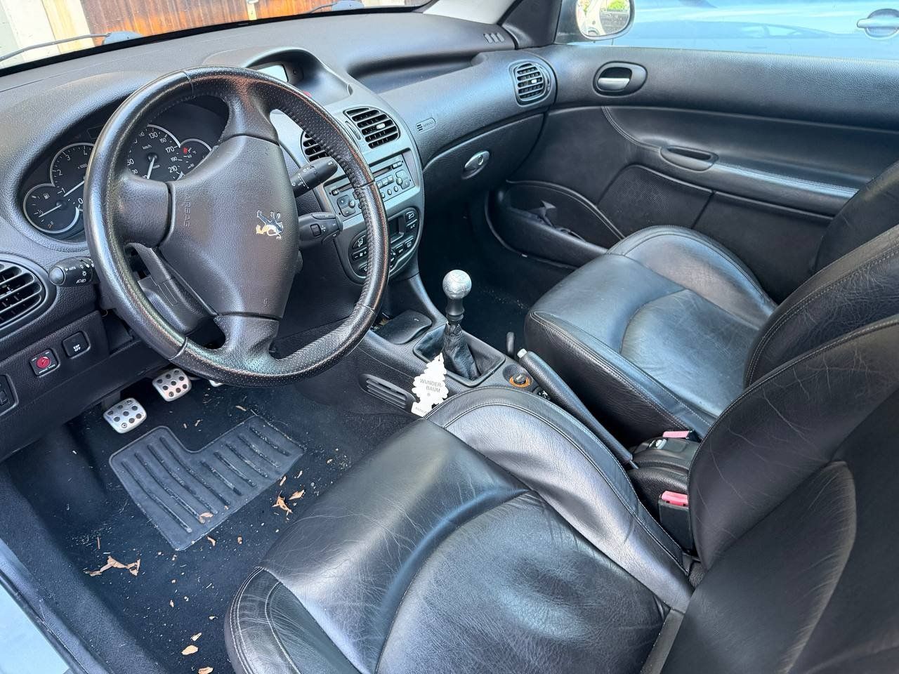 Peugeot Autos: Peugeot 206 Cabriolet – Gebraucht aus Emmenbrücke von B-Core_Schweiz 2