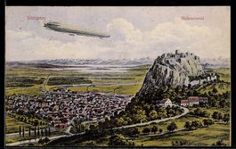 Singen, Zeppelin über dem Ort mit Hohen