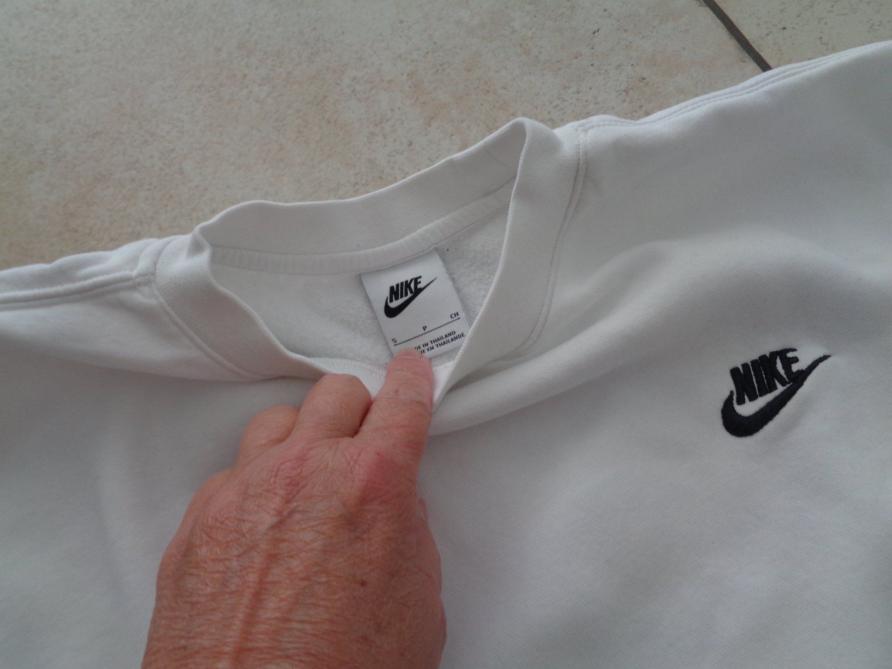 Nike Maglioni & Felpe: Pulli  Nike  Grösse S – Usato da Kreuzlingen venduto da Robi-2003 1