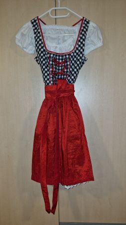 hübsches Dirndl