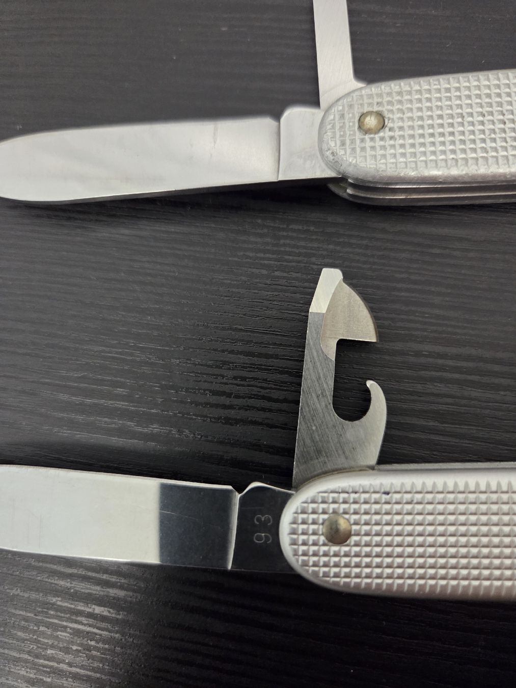 Victorinox Coltelli tascabile: 4x Militärsackmesser Alox – Usato da Dietikon venduto da Allegra34 7