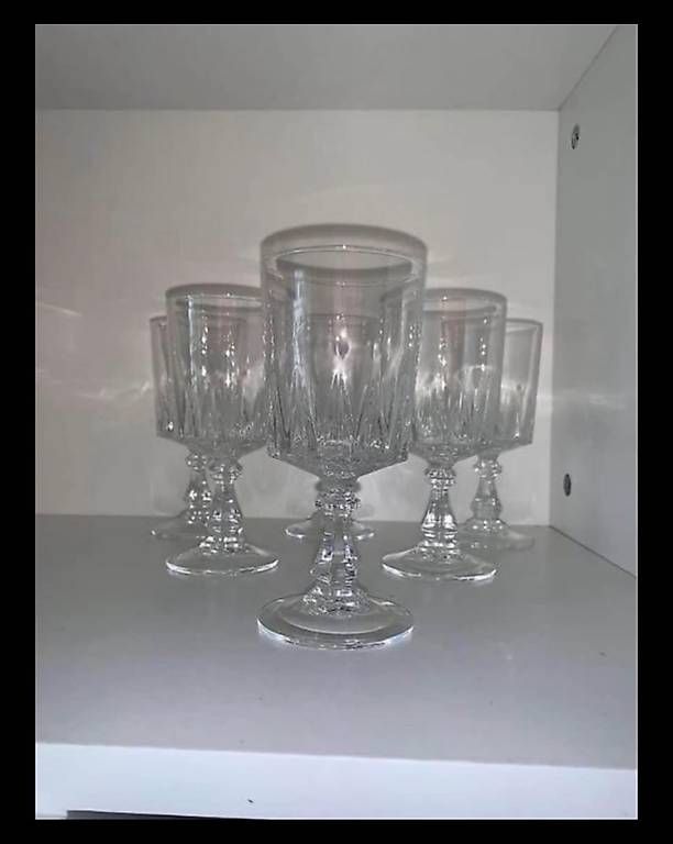 Verres: 6 Kristallgläser – D'occasion à Itingen par miriampetrucci