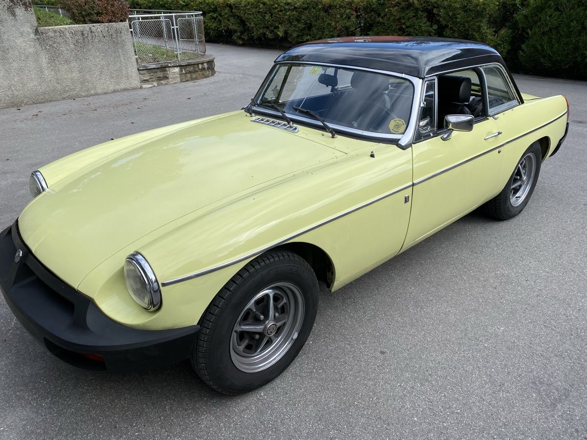MG Automobili: MG MGB MG B 1976 Chartreuse – Usato da Lausanne venduto da JTRMcom 1