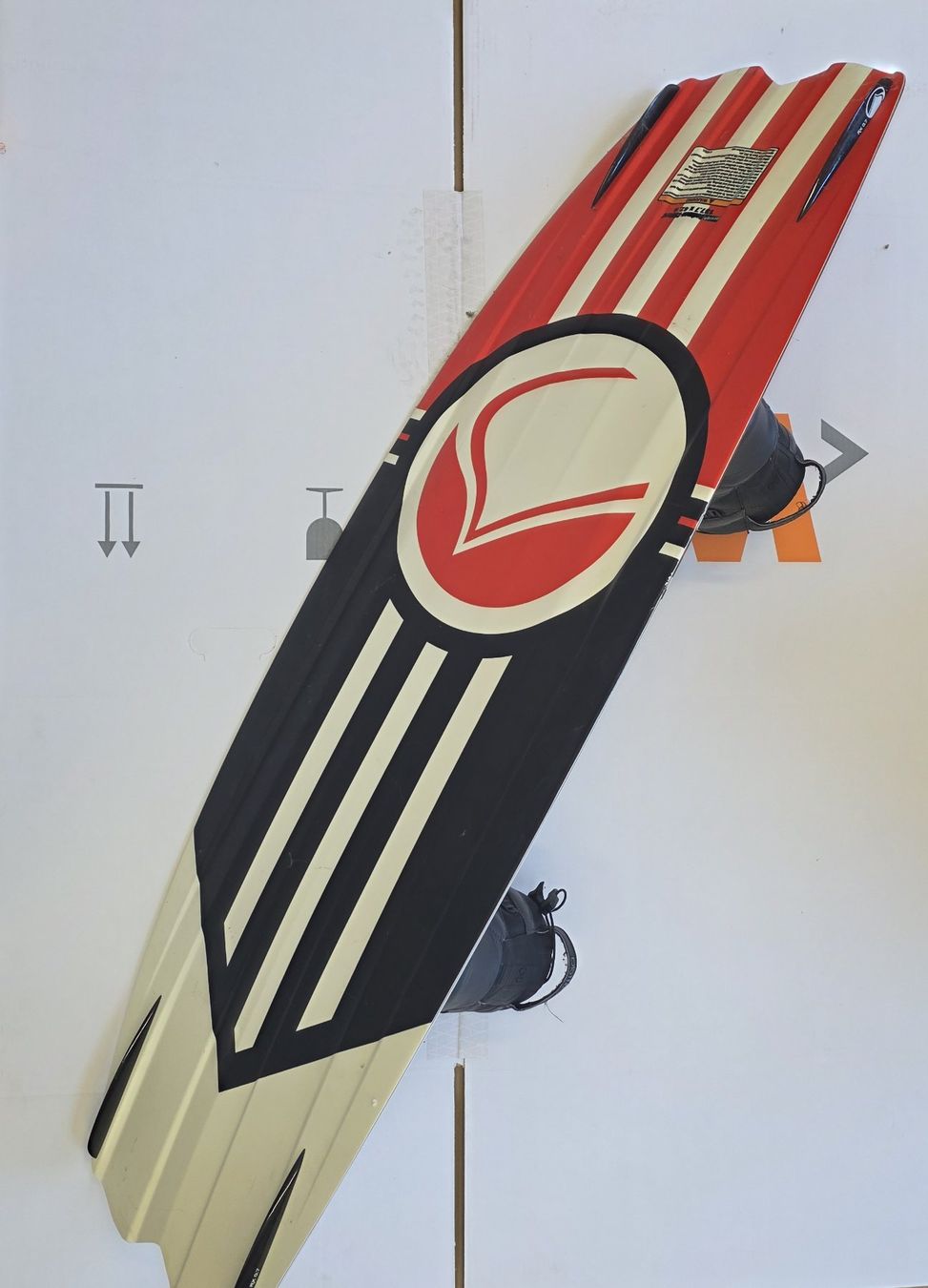 Surfboards & Schwimmbrette: Liquid Force Harley Clifford Wakeboard mit Bindung gebraucht – Gebraucht aus Wollerau von CNP 1