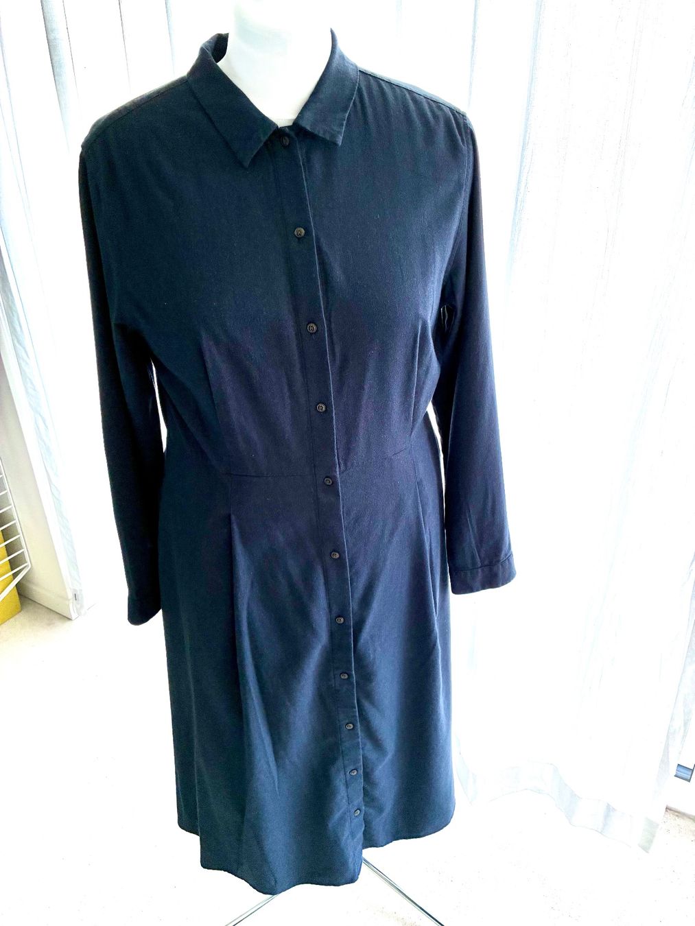 Uniqlo Robes: Hemdblusenkleid, Grösse L – D'occasion à Dietikon par negodium