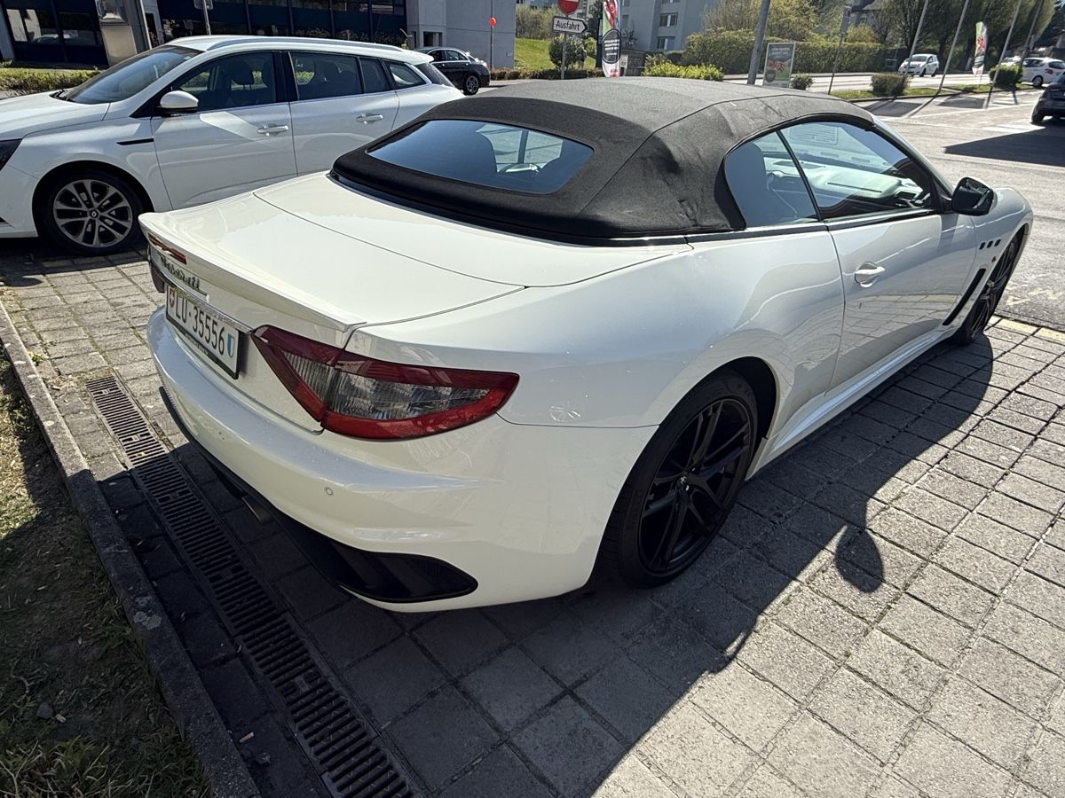 Maserati Automobili: Maserati GranCabrio MC Stradale – Usato da Luzern venduto da Vanosa 7