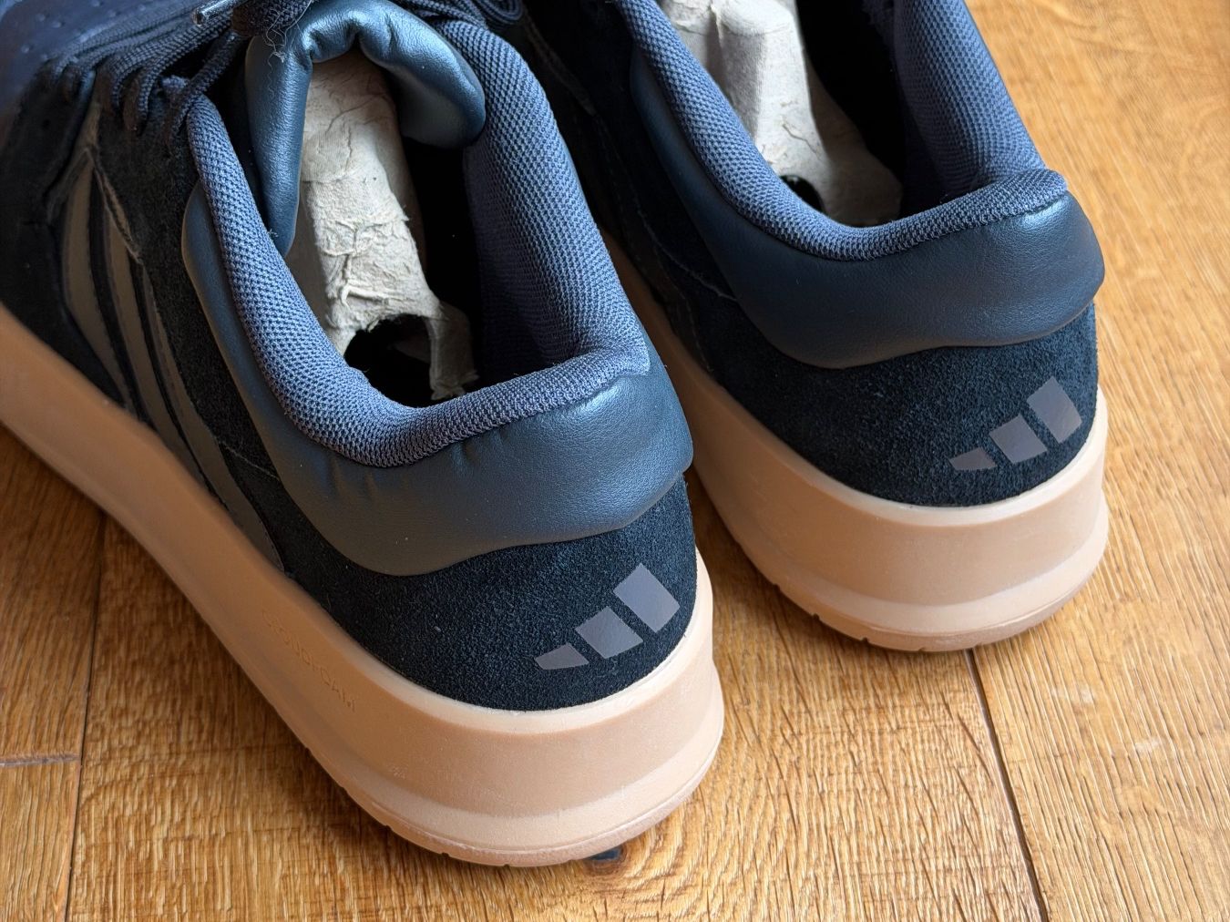Adidas Herrenschuhe: adidas Cloudfoam Sneakers schwarz 44 2/3 – Neu (gemäss Beschreibung) aus Wil SG von WilSG9500 2