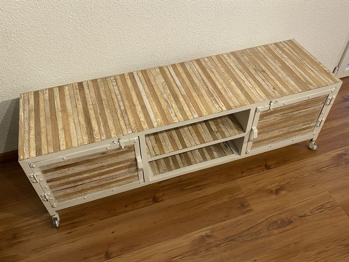 Maisons du monde Mobili TV: Sideboard Maison du Monde – Usato da Sutz venduto da Cash900 2