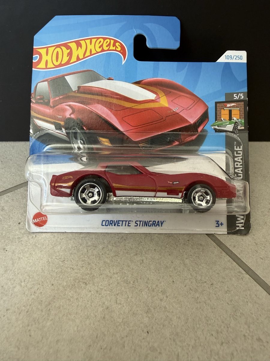 Hot Wheels Modellautos: Hot Wheels - Corvette Stingray – Neu und originalverpackt aus Yvorne von AutoCollectionneur