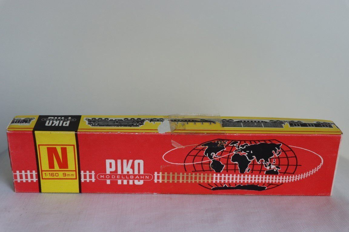 Piko Modellini di ferrovie: Piko Triebwagen (4541-4542) – Nuovo (secondo la descrizione) da Bäriswil BE venduto da WWYN-Liquidationen 1