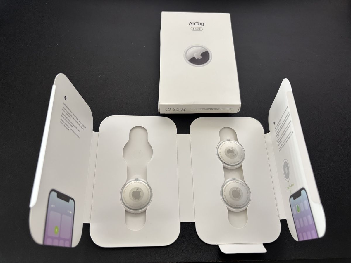 Apple Schlüsselanhänger & - bänder: 3 x Air Tag NEW – Neu und originalverpackt aus Mellingen von Guilhermefurlan