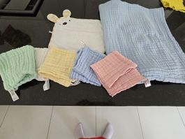 NUSCHELI Set für Babys mehrfarbig  Zustand NEU NIE GEBRAUCHT
