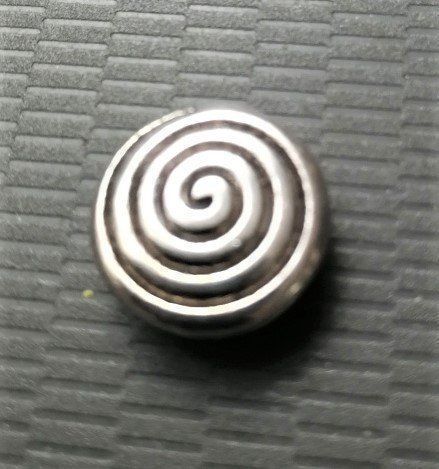 Perle (finte): Metall Schiebeperle Spirale ± 14x6mm – Nuovo (secondo la descrizione) da Alpnachstad venduto da perlengaby