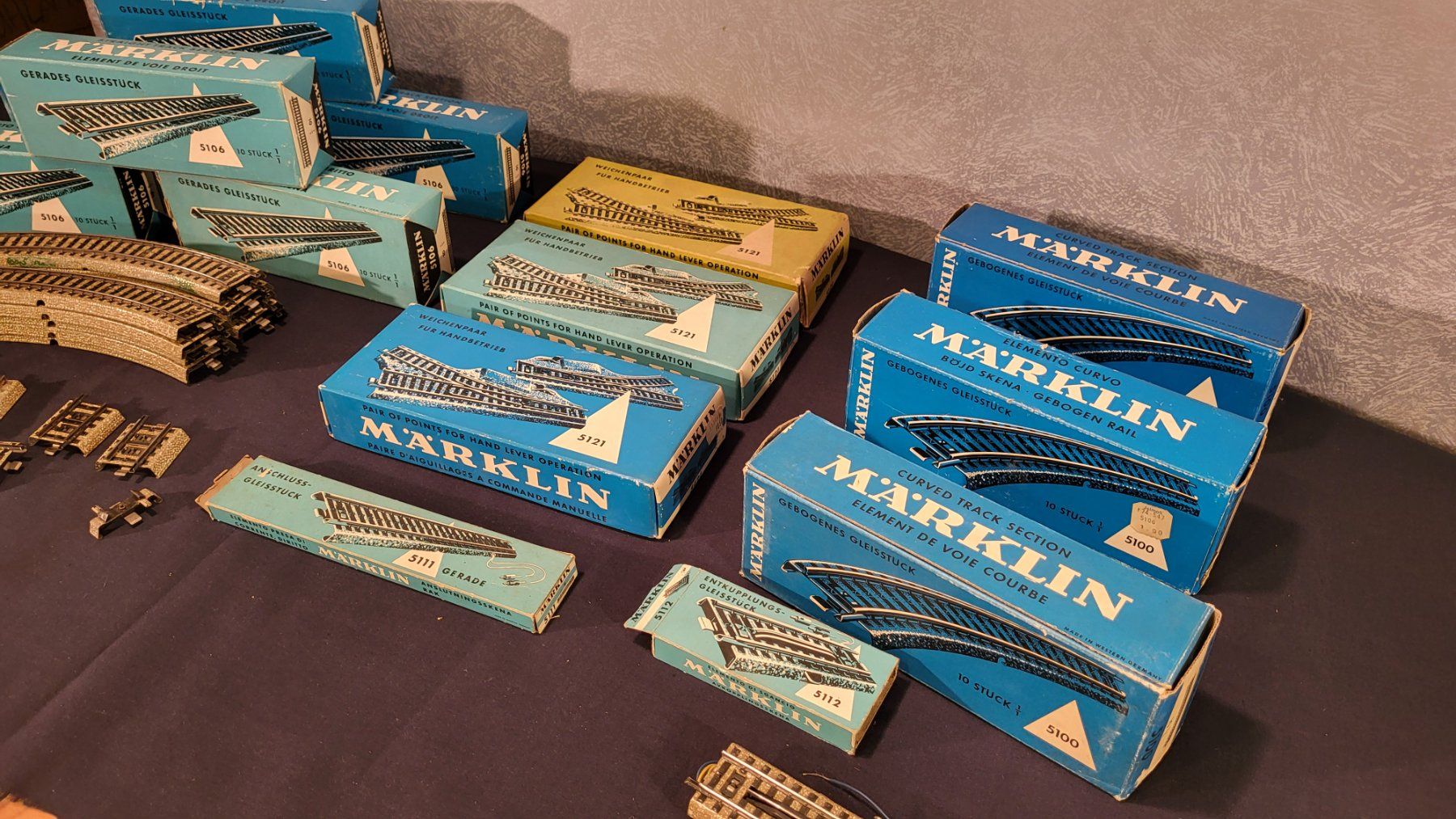 Märklin Modellini di ferrovie: Märklin, Konvolut M-Schienen – Usato da Uster venduto da gurust 2